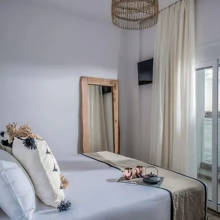 Khroma Luxury 3- Front Apartment *